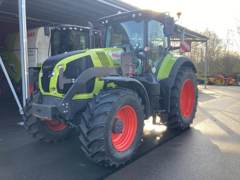 Claas Axion 830 CIS - Traktor: gambar 2 Claas Axion 830 CIS - Traktor: gambar 2