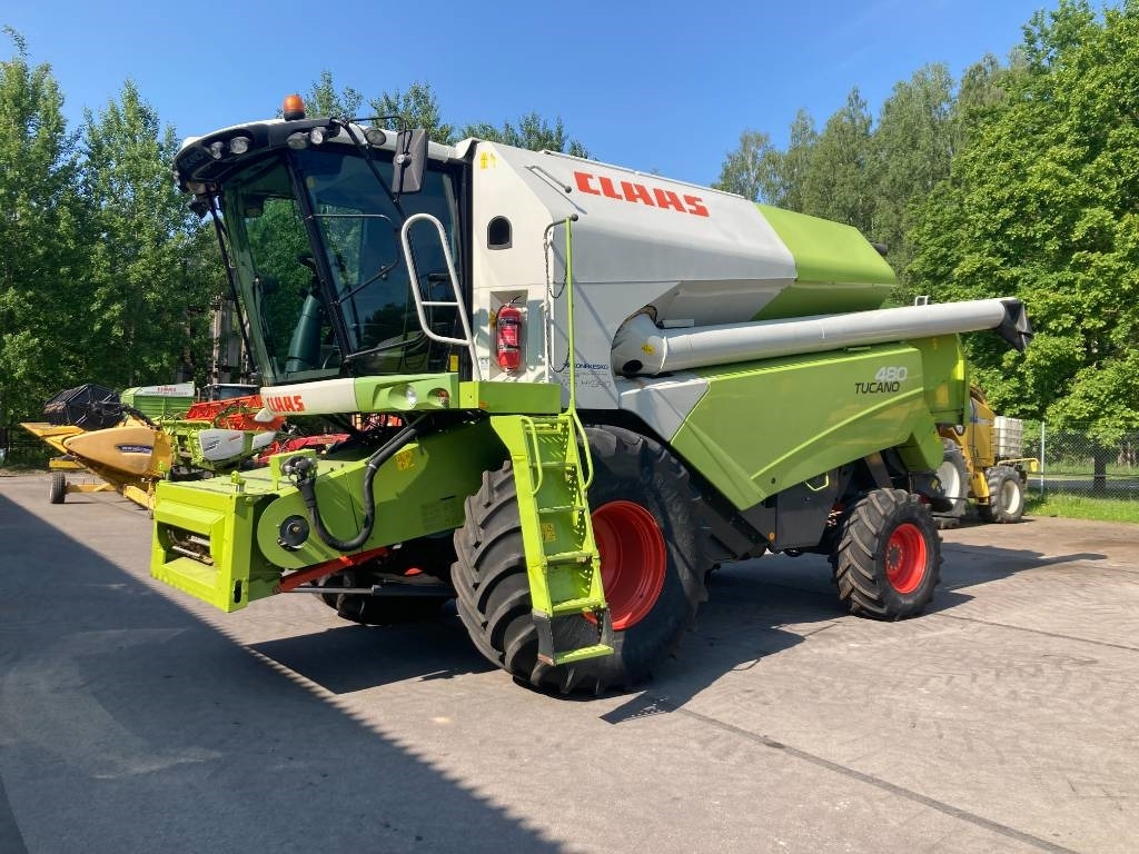 Claas Tucano 480 - Pemanen gabungan: gambar 1 Claas Tucano 480 - Pemanen gabungan: gambar 1