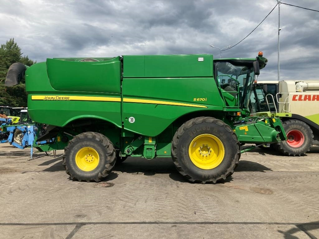 John Deere S 670 i - Pemanen gabungan: gambar 4 John Deere S 670 i - Pemanen gabungan: gambar 4