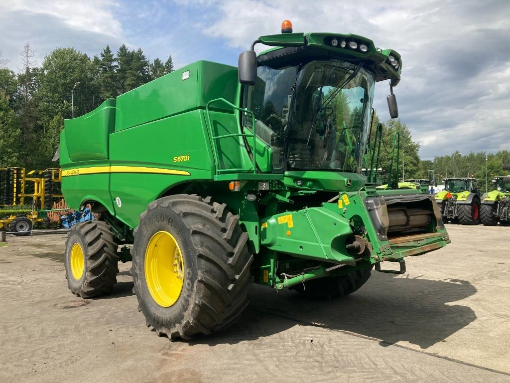 John Deere S 670 i - Pemanen gabungan: gambar 1 John Deere S 670 i - Pemanen gabungan: gambar 1