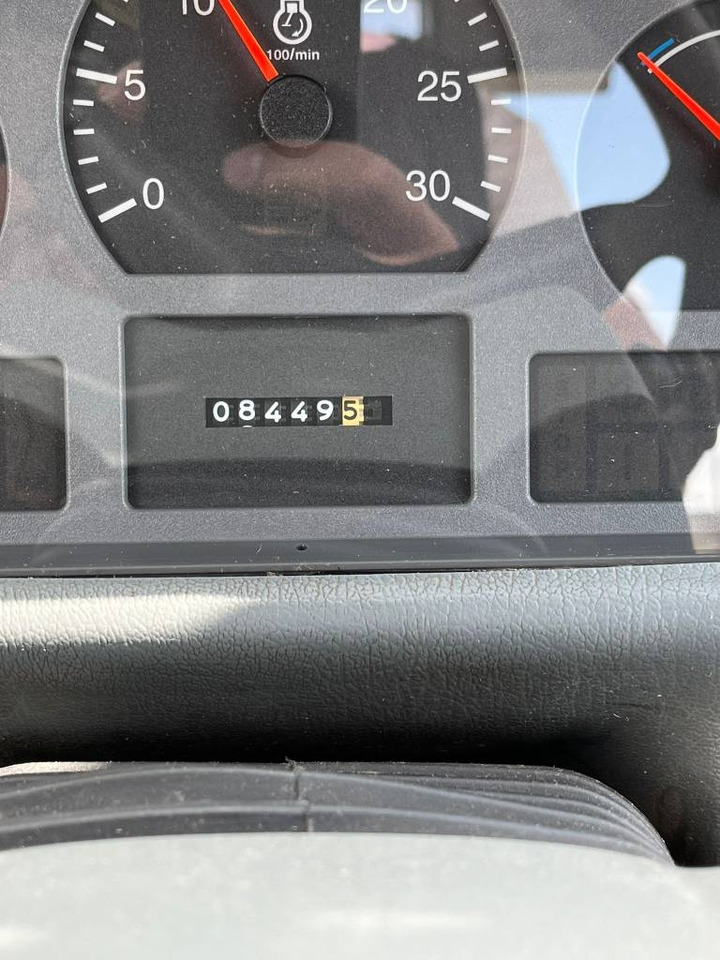 Traktor Valtra A 93: gambar 10