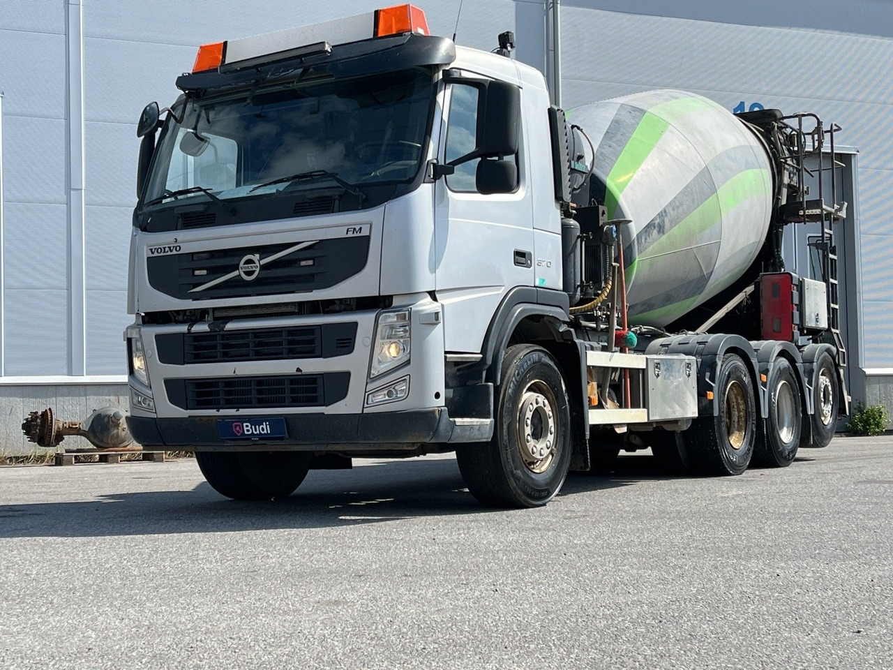Betongbil Volvo FM 10.8 8x4 I-Shift -2011 | EXPORT ONLY - Truk pengaduk beton: gambar 1 Betongbil Volvo FM 10.8 8x4 I-Shift -2011 | EXPORT ONLY - Truk pengaduk beton: gambar 1