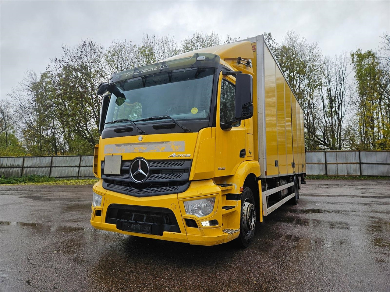 Distributionsbil Mercedes-Benz Antos 1843 -2014 | Zepro | Reparationsobjekt - Truk box: gambar 1 Distributionsbil Mercedes-Benz Antos 1843 -2014 | Zepro | Reparationsobjekt - Truk box: gambar 1