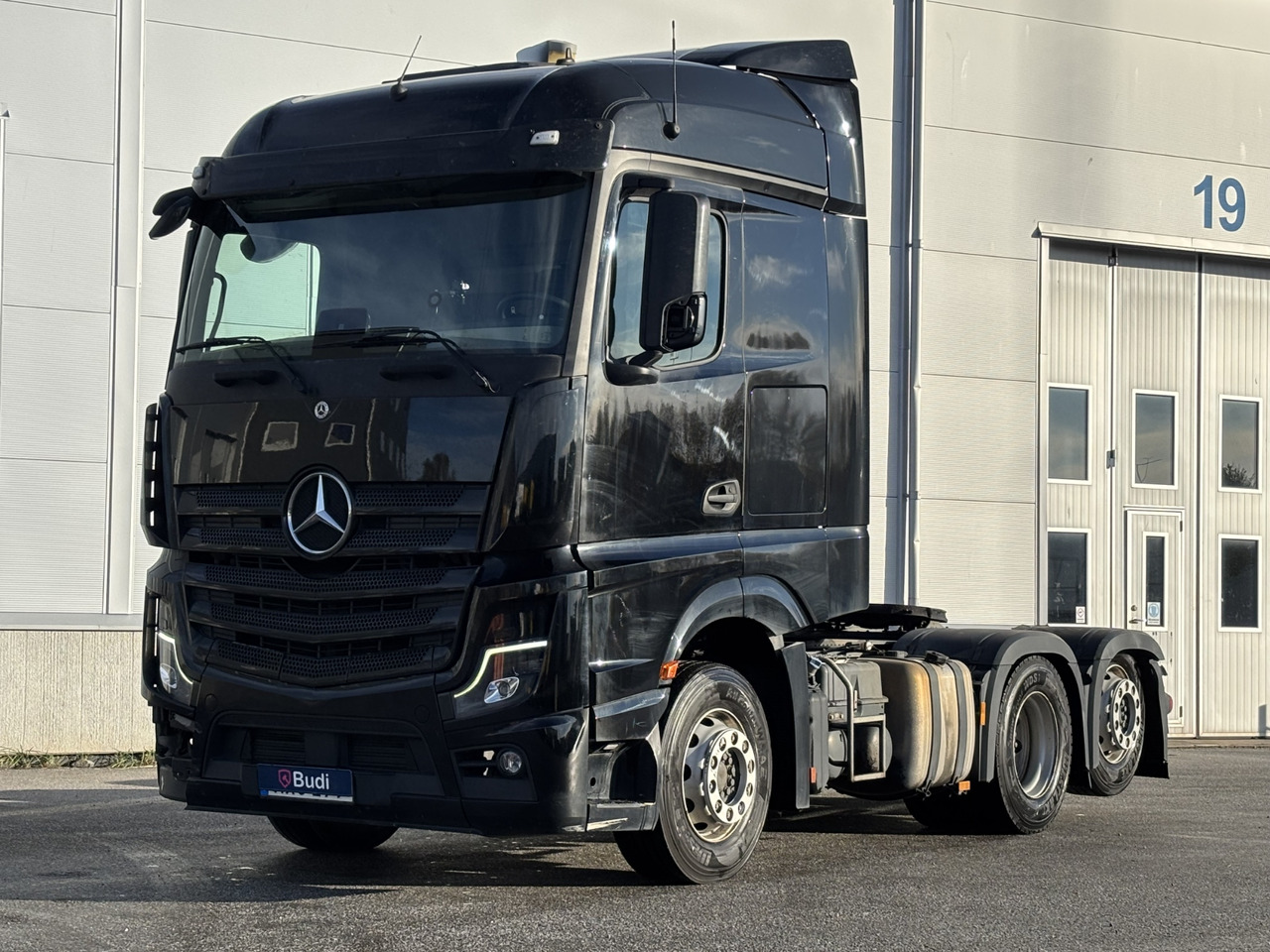 Dragbil Mercedes-Benz Actros 12.8 PowerShift -2022 - Tractor head: gambar 1 Dragbil Mercedes-Benz Actros 12.8 PowerShift -2022 - Tractor head: gambar 1