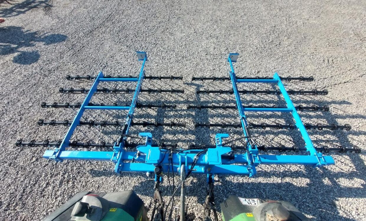 Bremer STR 700 Halmstrigle - Garu gerigi pegas: gambar 4 Bremer STR 700 Halmstrigle - Garu gerigi pegas: gambar 4