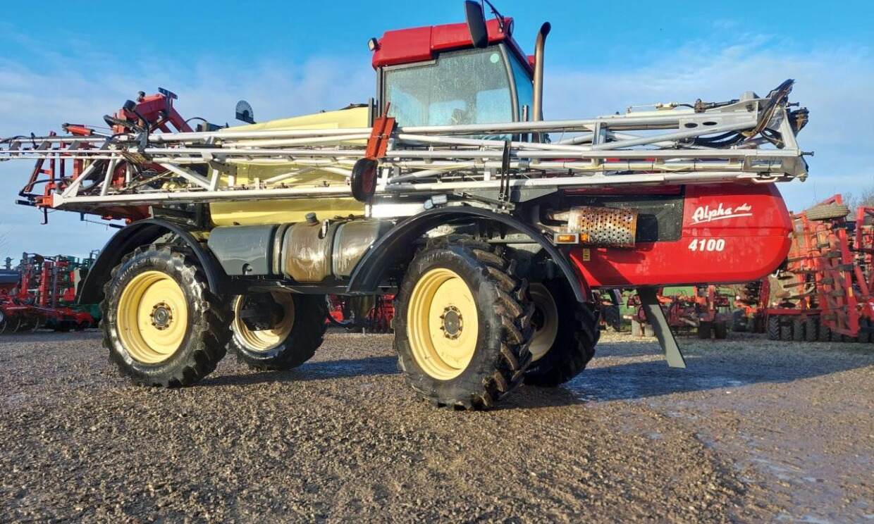 Hardi Alpha Plus 4100 - 36m med GPS - Penyemprot self-propelled: gambar 2 Hardi Alpha Plus 4100 - 36m med GPS - Penyemprot self-propelled: gambar 2
