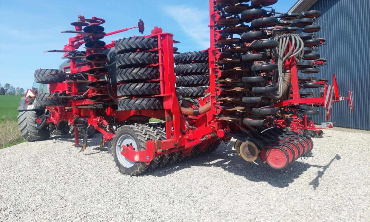 Horsch Focus 6 TD - 3 Punkt - Bor benih: gambar 4 Horsch Focus 6 TD - 3 Punkt - Bor benih: gambar 4