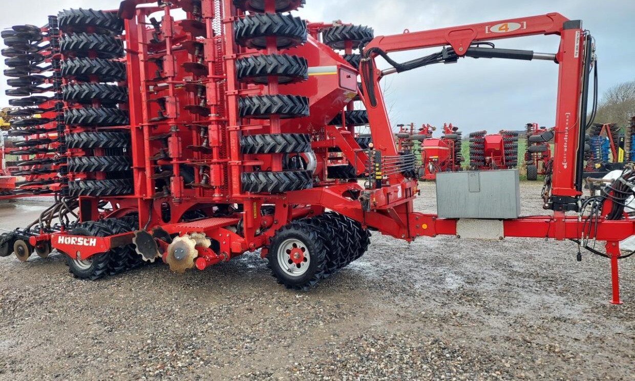 Horsch Pronto 8 DC - DouDrill og kran - Bor benih: gambar 1 Horsch Pronto 8 DC - DouDrill og kran - Bor benih: gambar 1