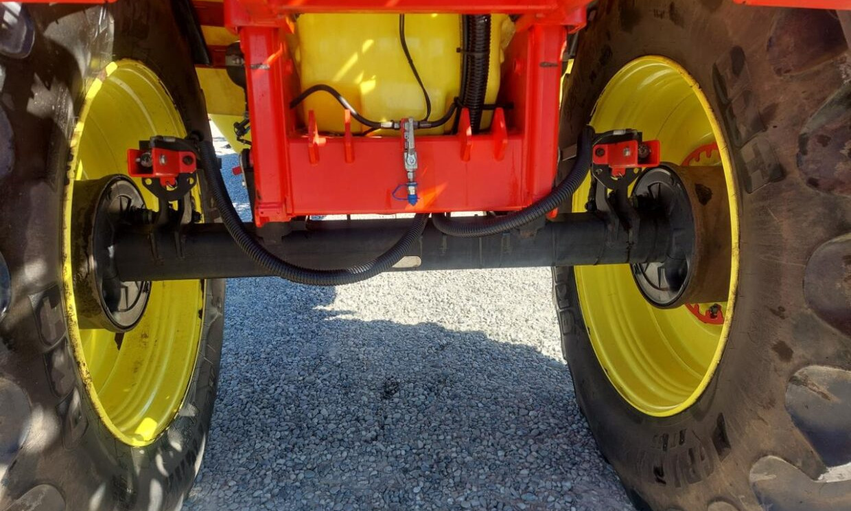 Kverneland IXtrack C60 - 36m - Penyemprot tertinggal: gambar 4 Kverneland IXtrack C60 - 36m - Penyemprot tertinggal: gambar 4