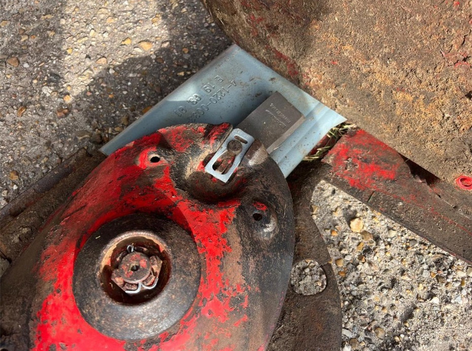 Lely SPLENDIMO 320 - Mesin pemotong padang rumput: gambar 5 Lely SPLENDIMO 320 - Mesin pemotong padang rumput: gambar 5