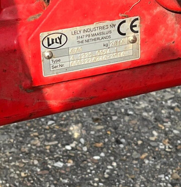 Lely SPLENDIMO 320 - Mesin pemotong padang rumput: gambar 3 Lely SPLENDIMO 320 - Mesin pemotong padang rumput: gambar 3