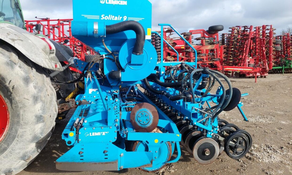 Lemken Zirkon 10/400 - Solitair 9-400 - Menggabungkan bor benih: gambar 4 Lemken Zirkon 10/400 - Solitair 9-400 - Menggabungkan bor benih: gambar 4