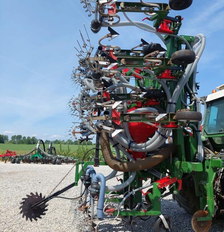 Peralatan pertanian Thyregod TRV 12 med frø-/gødning-udstyr: gambar 13 Peralatan pertanian Thyregod TRV 12 med frø-/gødning-udstyr: gambar 13