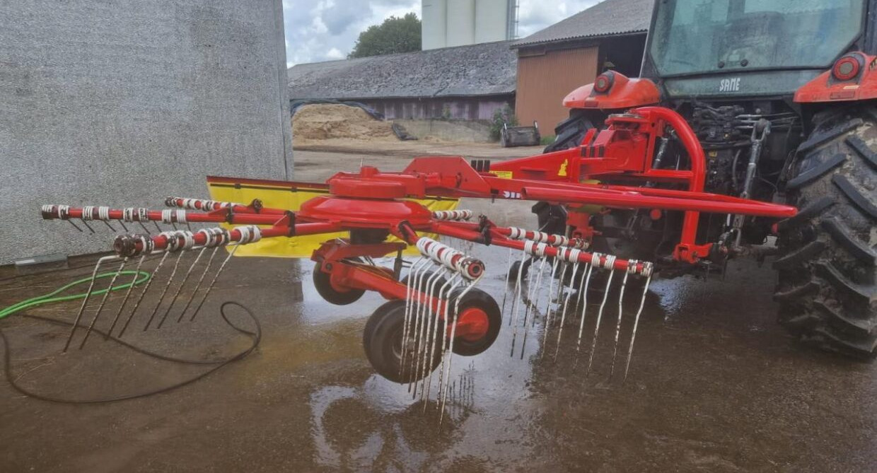 SIP SIP 350 T rive - Tedder/ Menyapu: gambar 3 SIP SIP 350 T rive - Tedder/ Menyapu: gambar 3