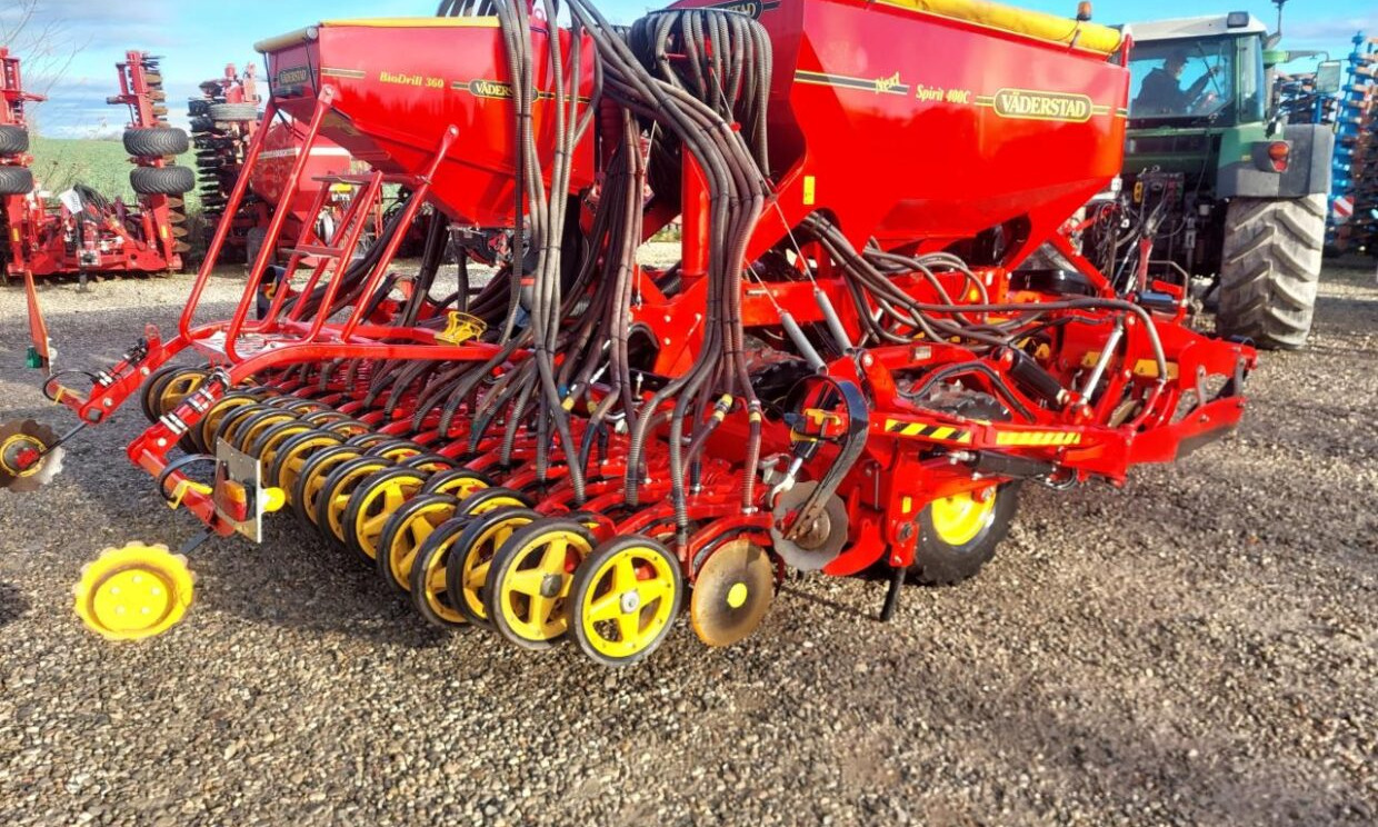 Väderstad Spirit 400 C med BioDrill - Bor benih: gambar 2 Väderstad Spirit 400 C med BioDrill - Bor benih: gambar 2