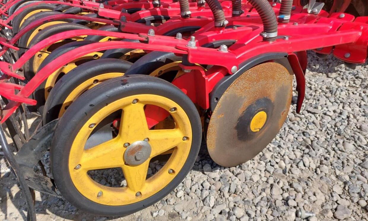 Väderstad Spirit 600 C med Biodrill 360 - Bor benih: gambar 5 Väderstad Spirit 600 C med Biodrill 360 - Bor benih: gambar 5
