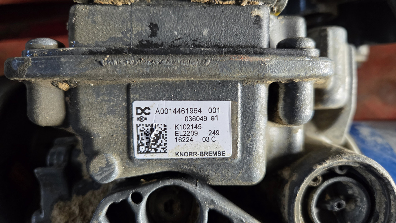 KNORR-BREMSE CONTROL UNIT EAPU K 102145 - ECU untuk Truk: gambar 5 KNORR-BREMSE CONTROL UNIT EAPU K 102145 - ECU untuk Truk: gambar 5