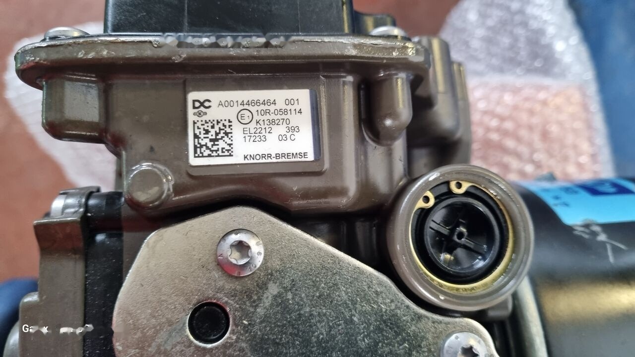 Knorr-Bremse AIR DRYER UNIT EAPU K138270 Mercedes-Benz ACTROS MP4 EURO 6 - ECU untuk Truk: gambar 2 Knorr-Bremse AIR DRYER UNIT EAPU K138270 Mercedes-Benz ACTROS MP4 EURO 6 - ECU untuk Truk: gambar 2