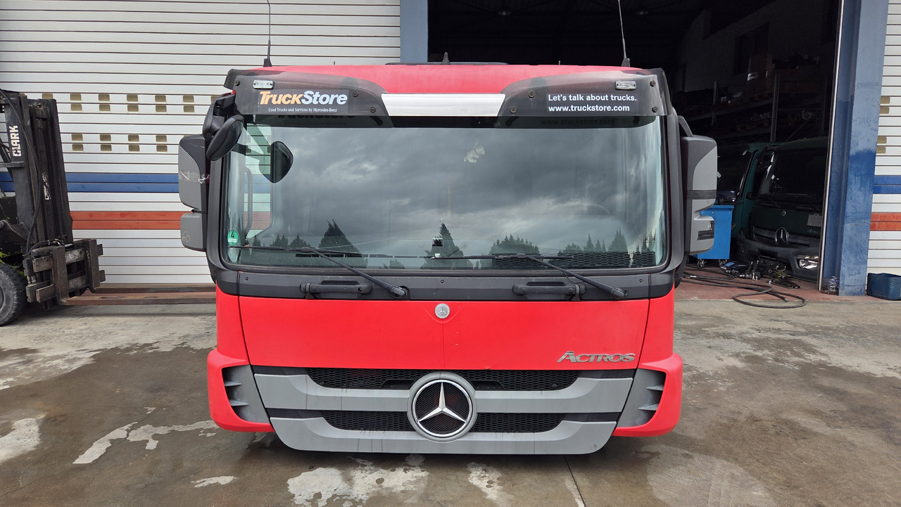 MERCEDES-BENZ CABIN ACTROS MP3 MEDIUM - Kabin untuk Truk: gambar 2 MERCEDES-BENZ CABIN ACTROS MP3 MEDIUM - Kabin untuk Truk: gambar 2