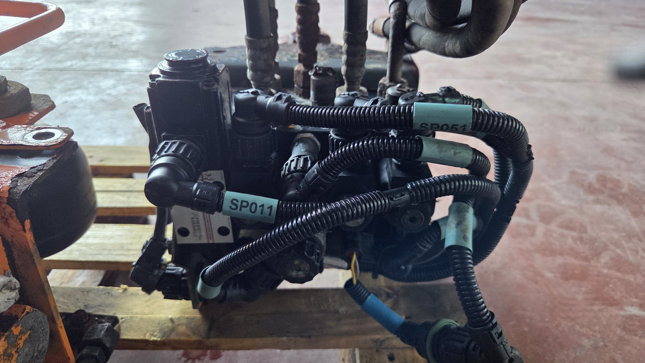 MERCEDES-BENZ STEERING UNIT - Kemudi: gambar 2 MERCEDES-BENZ STEERING UNIT - Kemudi: gambar 2