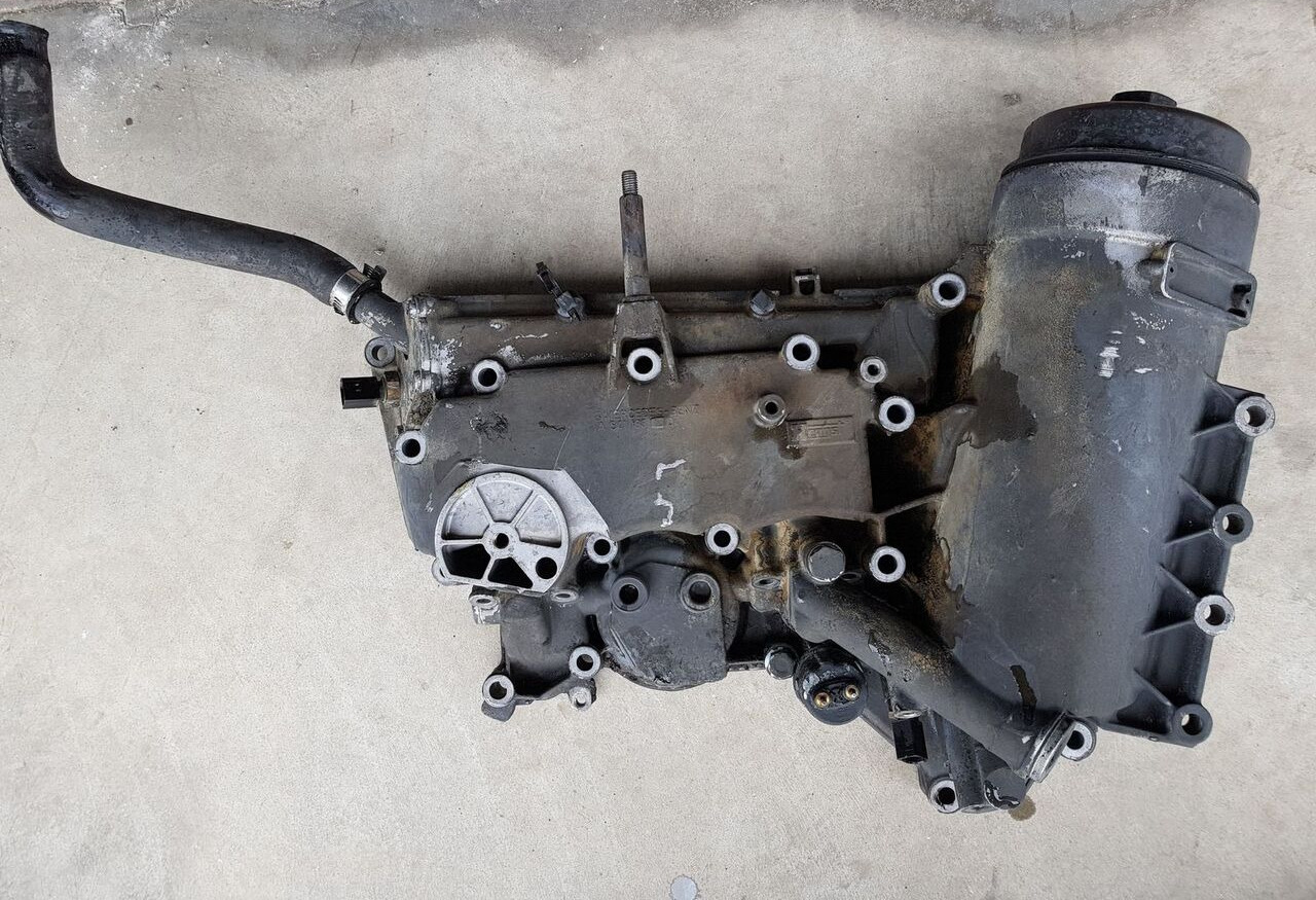 Mercedes-Benz A541 188 2704 Mercedes-Benz ACTROS - Pendingin oli untuk Truk: gambar 3 Mercedes-Benz A541 188 2704 Mercedes-Benz ACTROS - Pendingin oli untuk Truk: gambar 3