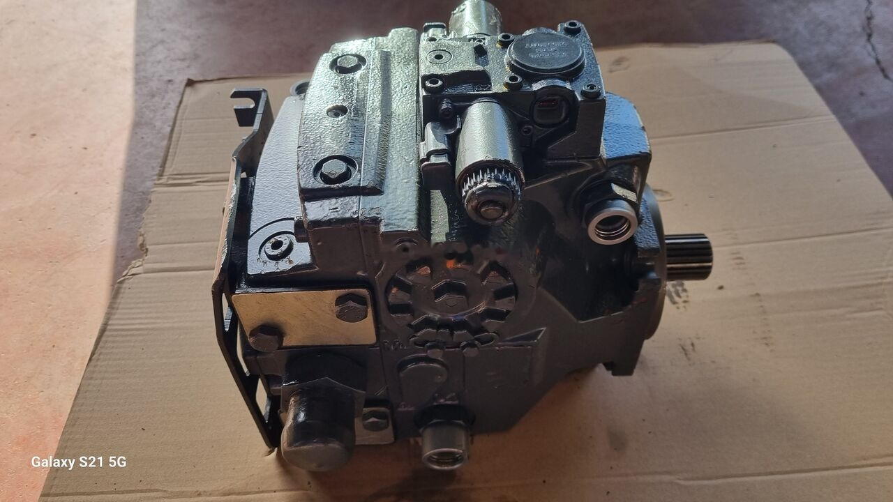 Mercedes-Benz HYDRAULIC POMP A9605500183 Mercedes-Benz ACTROS MP4 - Pompa hidrolik untuk Truk: gambar 1 Mercedes-Benz HYDRAULIC POMP A9605500183 Mercedes-Benz ACTROS MP4 - Pompa hidrolik untuk Truk: gambar 1