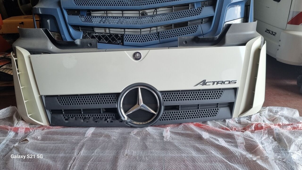 Kerudung untuk Truk baru Mercedes-Benz MERCEDES ACTROS MP4 EURO 6   Mercedes-Benz ACTROS MP4: gambar 6 Kerudung untuk Truk baru Mercedes-Benz MERCEDES ACTROS MP4 EURO 6   Mercedes-Benz ACTROS MP4: gambar 6