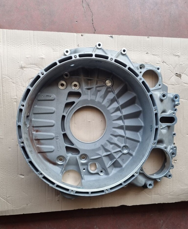 Mercedes-Benz TRANSMISSION HOUSING Mercedes-Benz ACTROS MP4 EURO 6 - Gearbox untuk Truk: gambar 3 Mercedes-Benz TRANSMISSION HOUSING Mercedes-Benz ACTROS MP4 EURO 6 - Gearbox untuk Truk: gambar 3