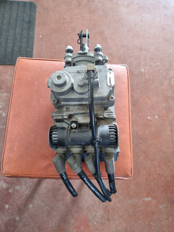 WABCO ATEGO 2 - Katup rem untuk Truk: gambar 1 WABCO ATEGO 2 - Katup rem untuk Truk: gambar 1