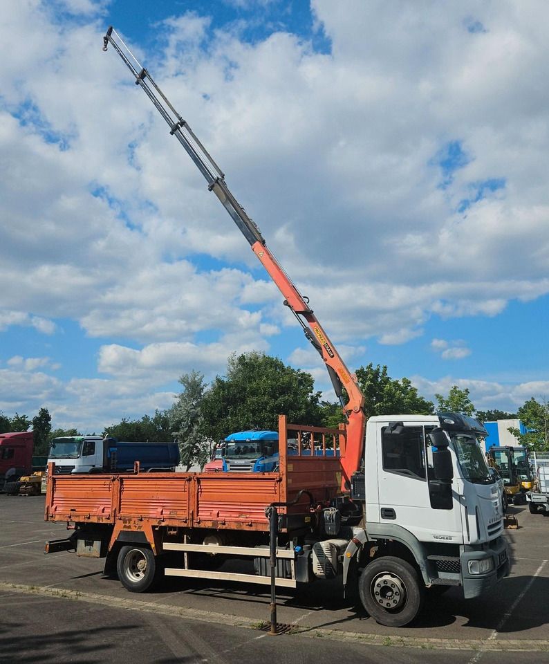 Iveco ML 120E22 Pritsche Palfinger Kran 11 m - Truk flatbed, Truk derek: gambar 1 Iveco ML 120E22 Pritsche Palfinger Kran 11 m - Truk flatbed, Truk derek: gambar 1