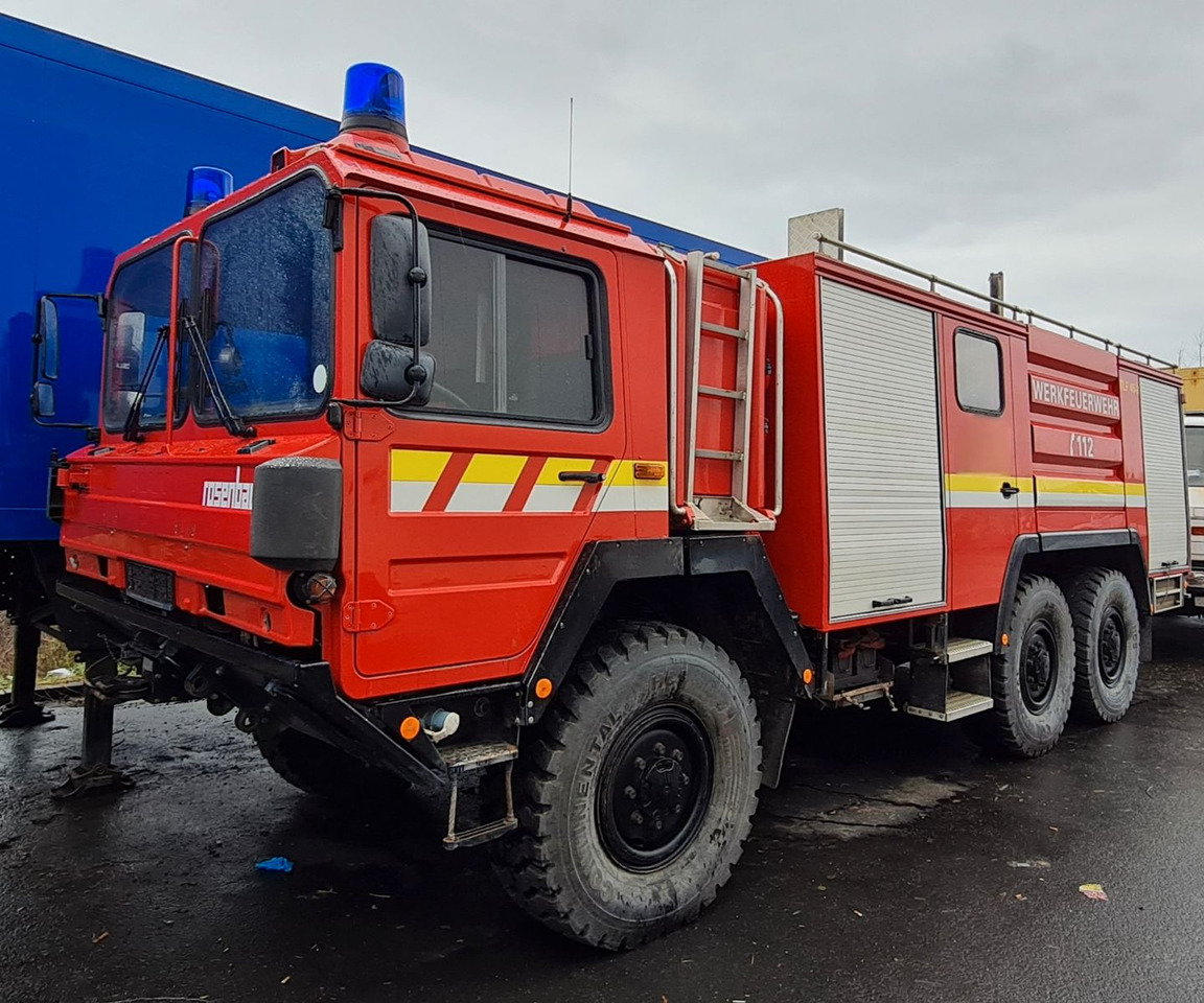 MAN 15.232 DF 6x6 KAT1 Feuerwehr TLF 4500/500 - Truk tangki: gambar 2 MAN 15.232 DF 6x6 KAT1 Feuerwehr TLF 4500/500 - Truk tangki: gambar 2