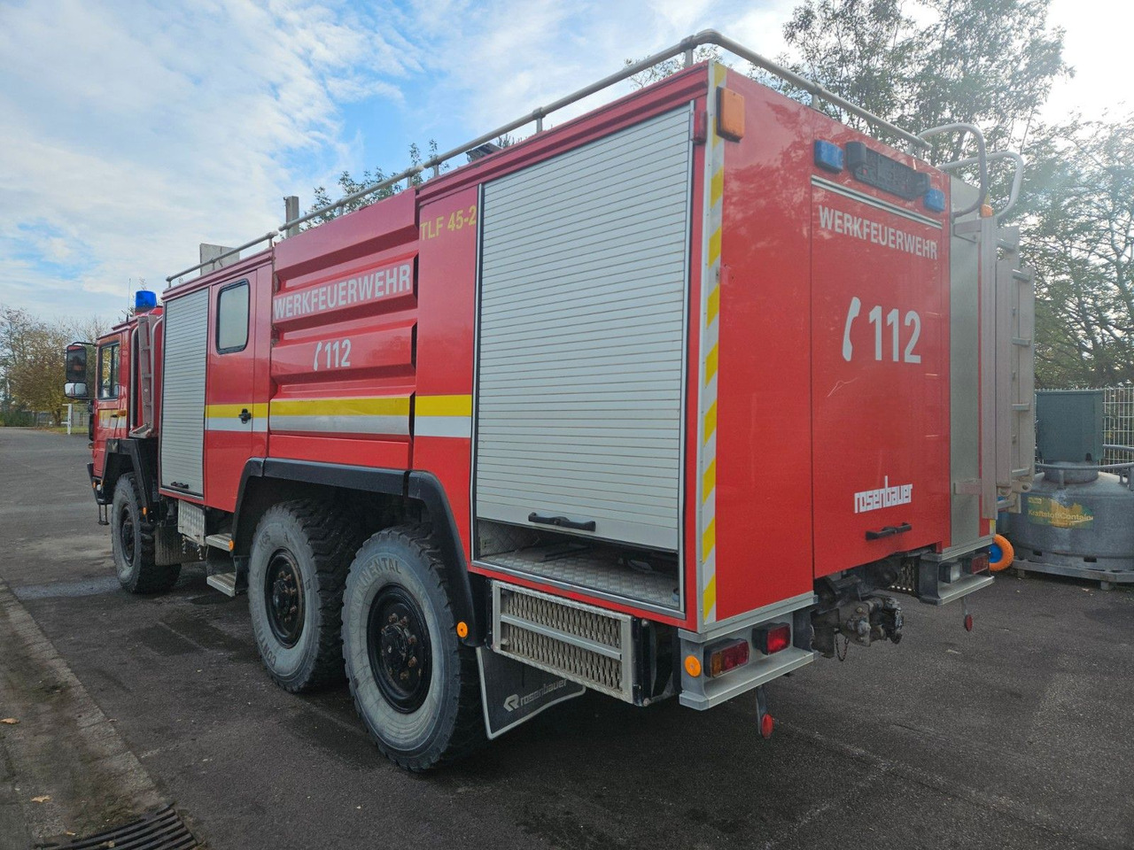 MAN KAT 6x6 Tanklöschfahrzeug - Truk tangki: gambar 4 MAN KAT 6x6 Tanklöschfahrzeug - Truk tangki: gambar 4