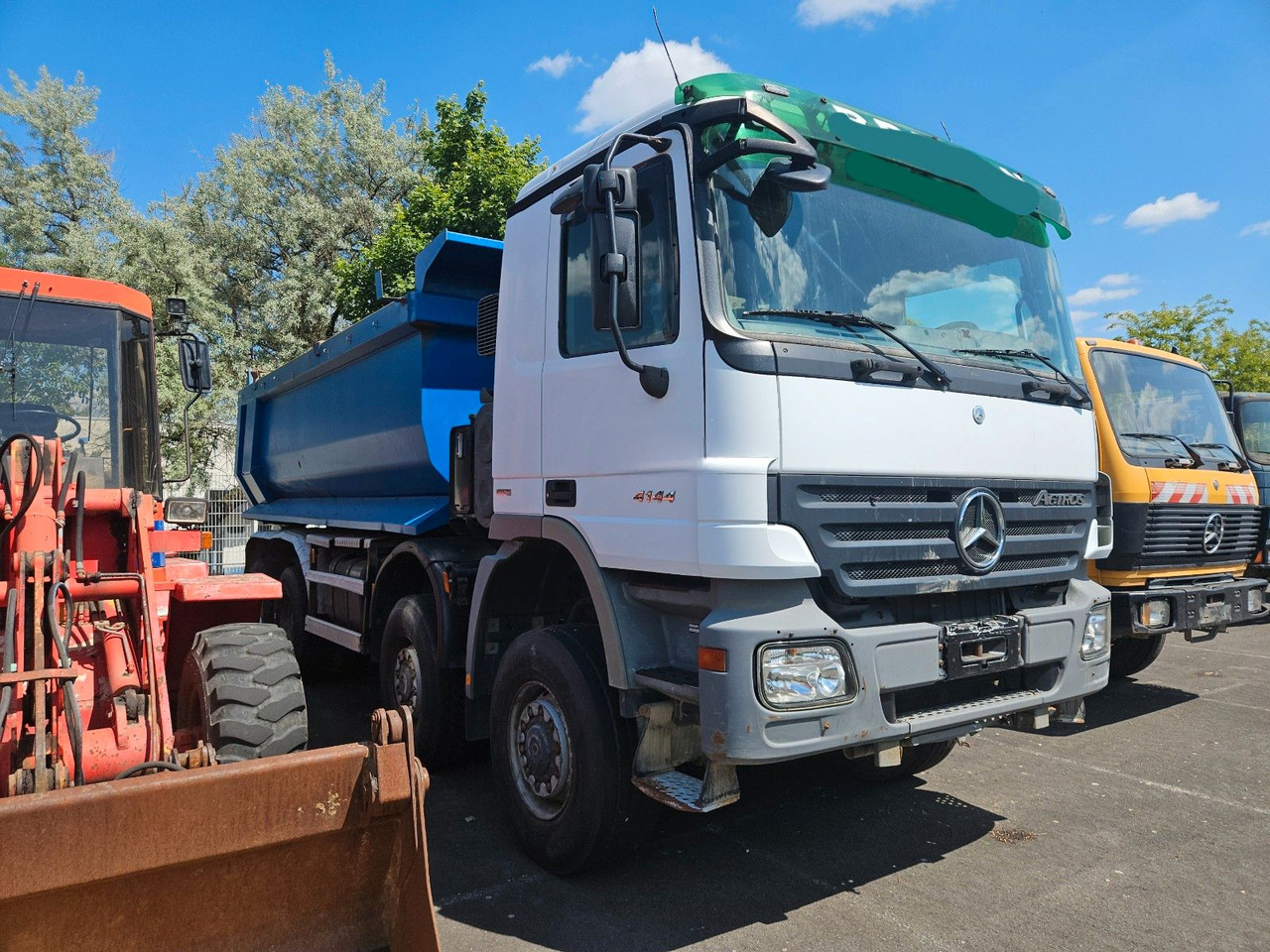 Mercedes-Benz Actros 4144 8x8 Hinterkipper - Truk jungkit: gambar 2 Mercedes-Benz Actros 4144 8x8 Hinterkipper - Truk jungkit: gambar 2