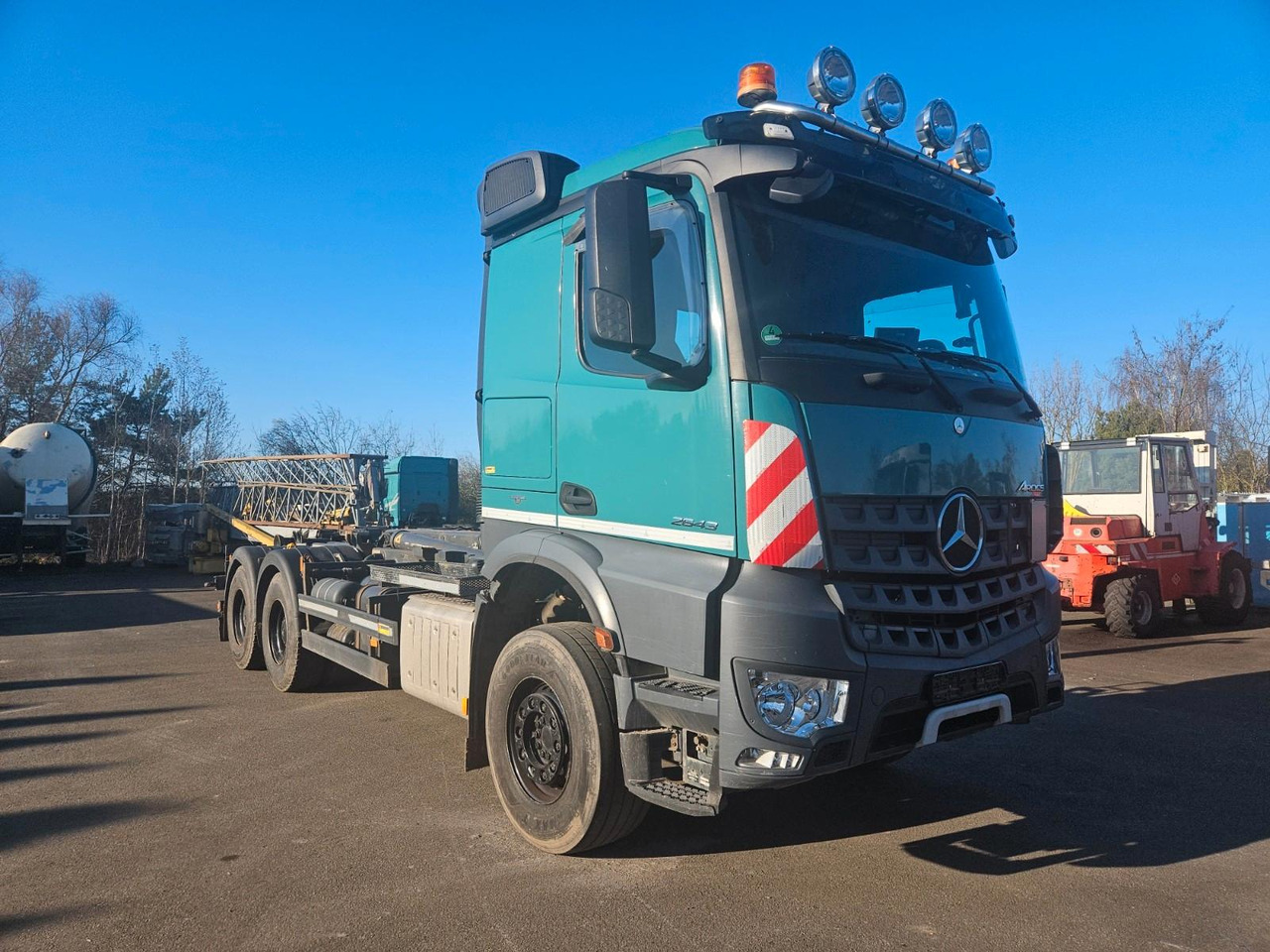 Mercedes-Benz Arocs 2643 6x4 - Hakenabroller Meiller - Hook lift: gambar 2 Mercedes-Benz Arocs 2643 6x4 - Hakenabroller Meiller - Hook lift: gambar 2