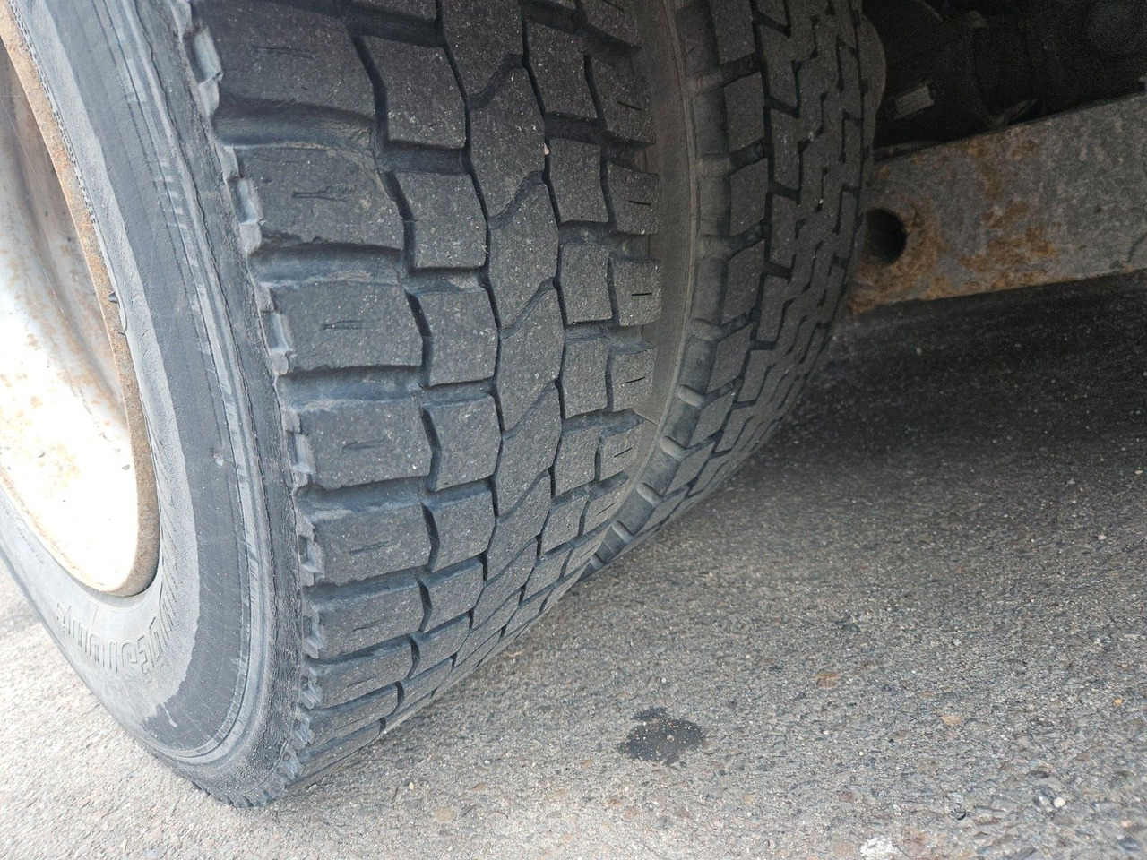 Mercedes-Benz Atego 1224 mit Ladebordwand - Truk box: gambar 4 Mercedes-Benz Atego 1224 mit Ladebordwand - Truk box: gambar 4