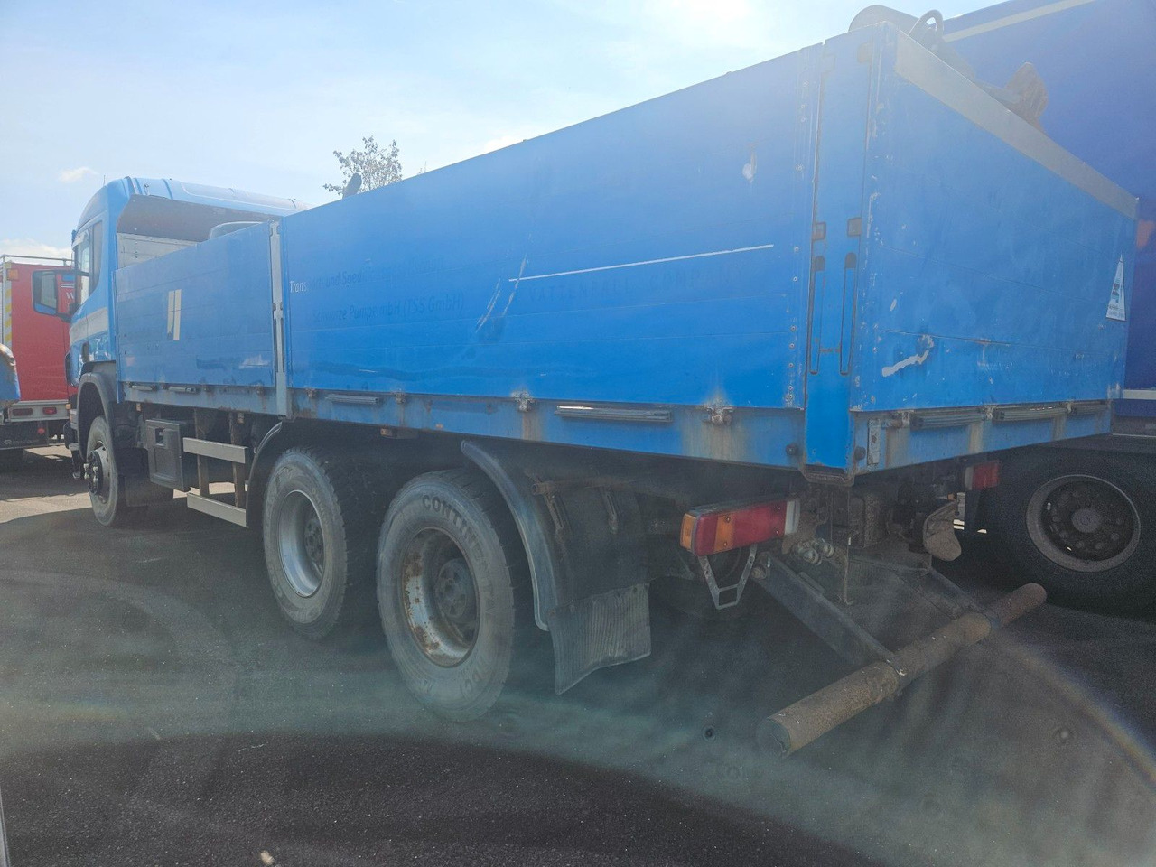 Scania P340 6x6 Pritsche Schaltgetriebe Blatt/Blatt - Truk flatbed: gambar 4 Scania P340 6x6 Pritsche Schaltgetriebe Blatt/Blatt - Truk flatbed: gambar 4