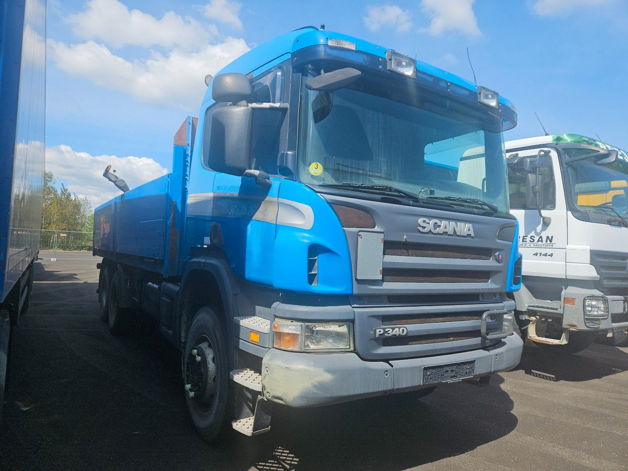 Scania P340 6x6 Pritsche Schaltgetriebe Blatt/Blatt - Truk flatbed: gambar 2 Scania P340 6x6 Pritsche Schaltgetriebe Blatt/Blatt - Truk flatbed: gambar 2