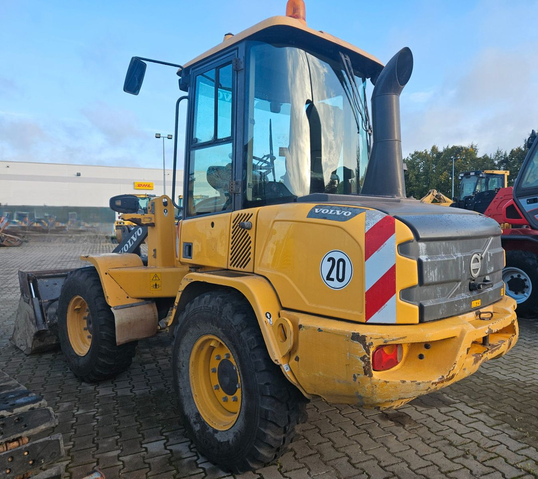 Volvo L30G Radlader mit Klappschaufel - Wheel loader: gambar 2 Volvo L30G Radlader mit Klappschaufel - Wheel loader: gambar 2