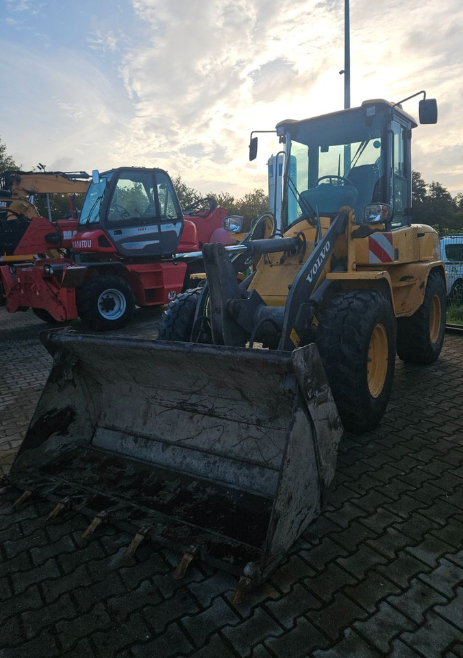 Volvo L30G Radlader mit Klappschaufel - Wheel loader: gambar 4 Volvo L30G Radlader mit Klappschaufel - Wheel loader: gambar 4