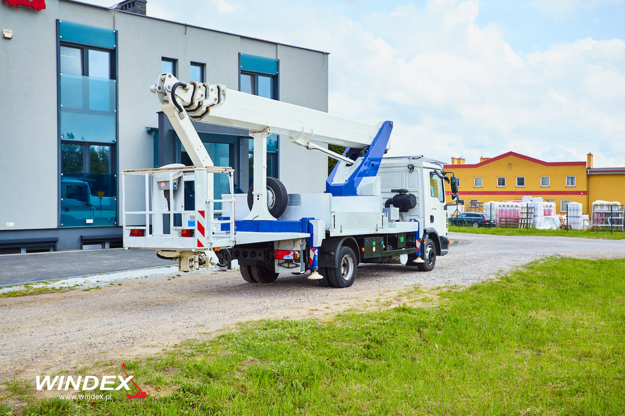 Wumag WT 300 - Platform pengangkat: gambar 2 Wumag WT 300 - Platform pengangkat: gambar 2