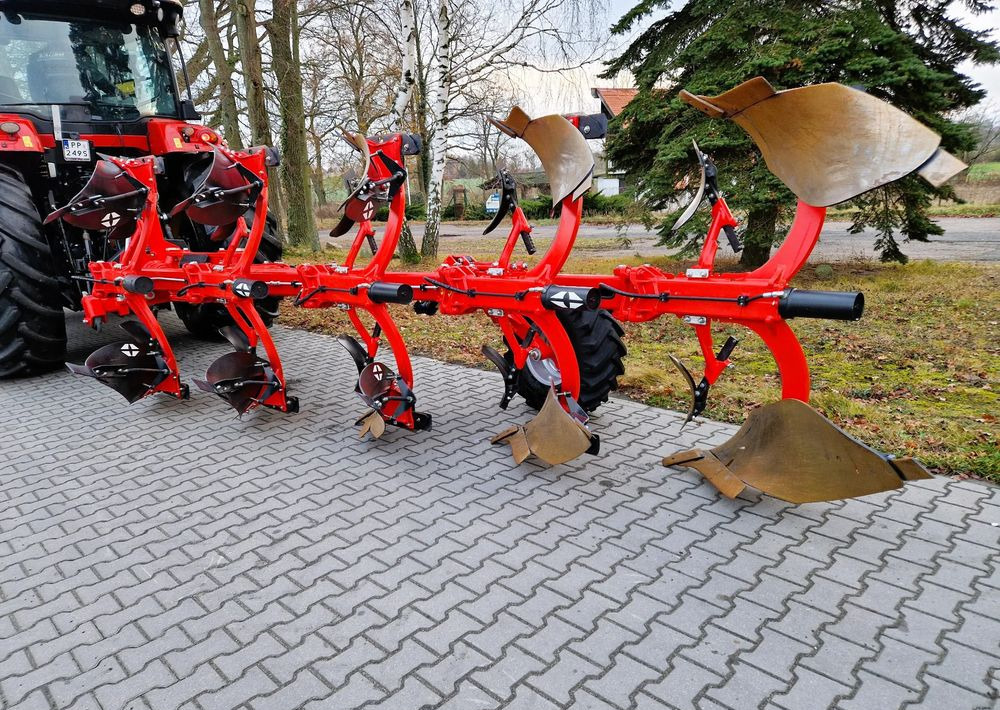 Gregoire Besson Gregoire Besson Rover 70 - Bajak: gambar 3 Gregoire Besson Gregoire Besson Rover 70 - Bajak: gambar 3