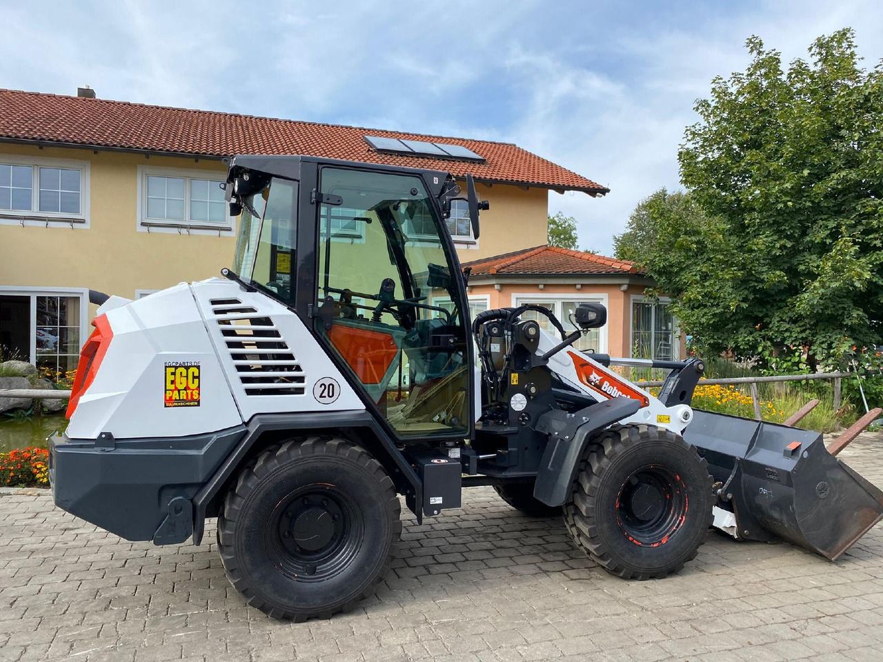 Bobcat L 75 - Wheel loader: gambar 2 Bobcat L 75 - Wheel loader: gambar 2