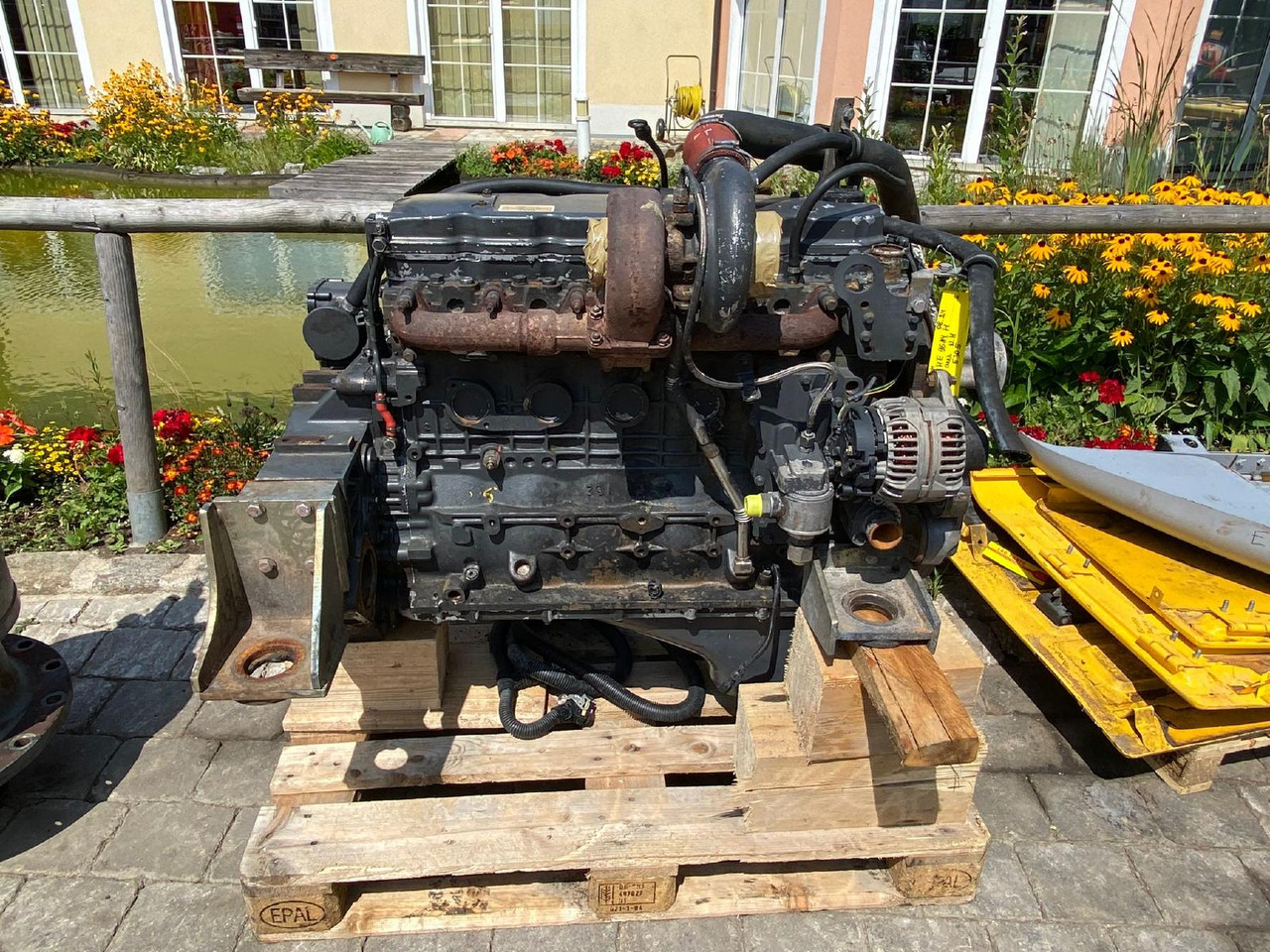 CNH F4HE9684H aus New Holland E 305 - Mesin untuk Peralatan konstruksi: gambar 3 CNH F4HE9684H aus New Holland E 305 - Mesin untuk Peralatan konstruksi: gambar 3