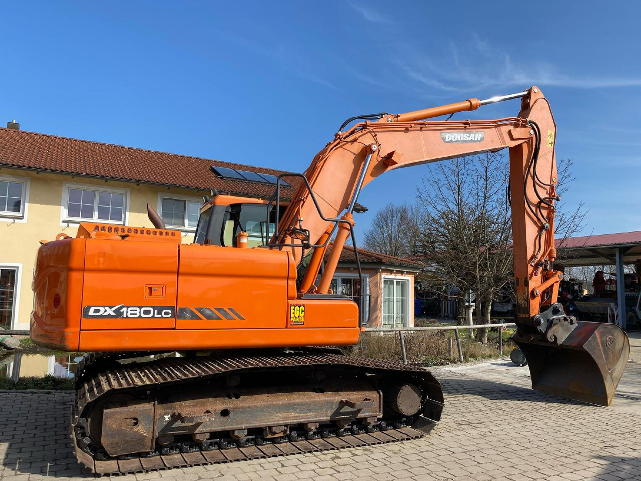 Doosan DX 180 LC -3 - Ekskavator perayap: gambar 3 Doosan DX 180 LC -3 - Ekskavator perayap: gambar 3