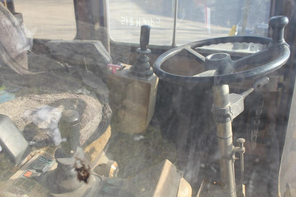 Eder M 815 - Kabin untuk Peralatan konstruksi: gambar 4 Eder M 815 - Kabin untuk Peralatan konstruksi: gambar 4