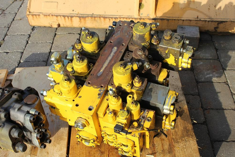 Furukawa W 735 - Katup hidrolik untuk Peralatan konstruksi: gambar 2 Furukawa W 735 - Katup hidrolik untuk Peralatan konstruksi: gambar 2