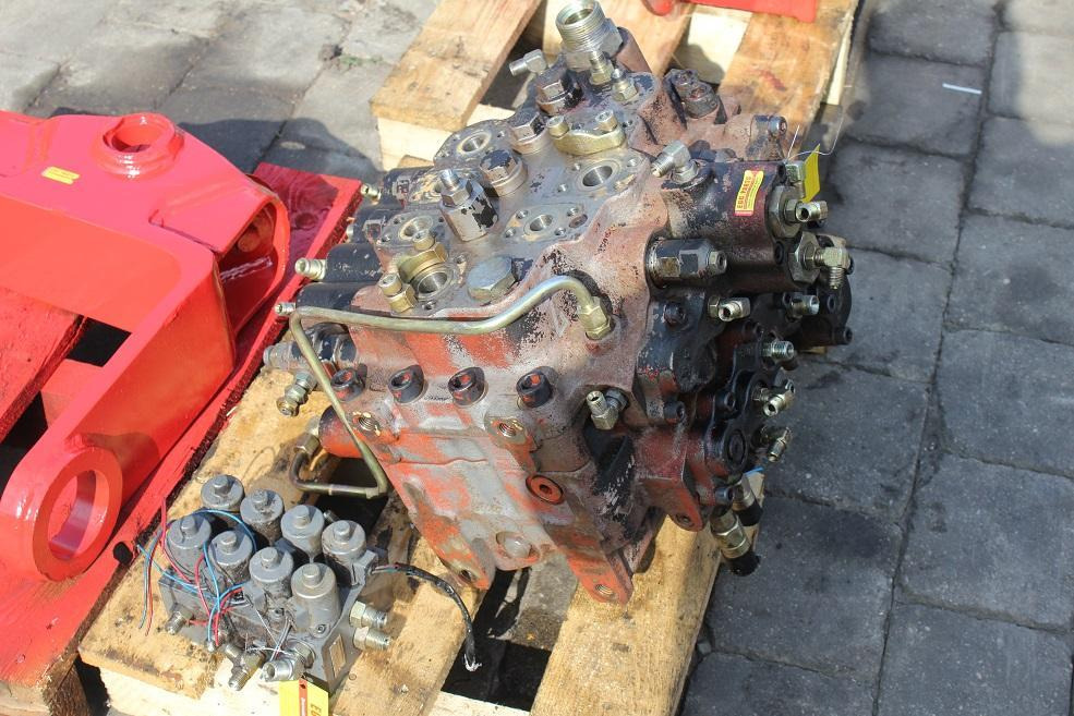 JCB 210 LC - Katup hidrolik untuk Peralatan konstruksi: gambar 2 JCB 210 LC - Katup hidrolik untuk Peralatan konstruksi: gambar 2