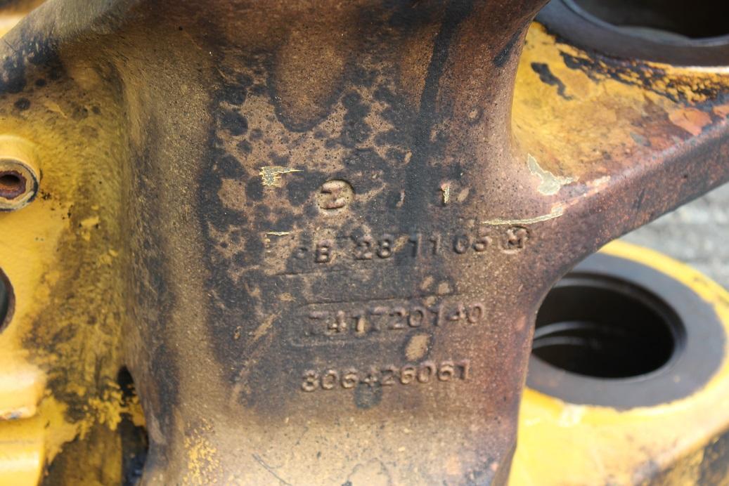 Komatsu PW 95 - Boom untuk Ekskavator roda: gambar 2 Komatsu PW 95 - Boom untuk Ekskavator roda: gambar 2