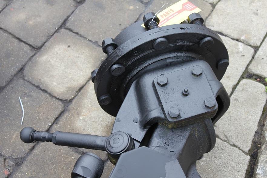 Kramer 318, Spicer Dana - Poros dan bagian untuk Peralatan konstruksi: gambar 4 Kramer 318, Spicer Dana - Poros dan bagian untuk Peralatan konstruksi: gambar 4