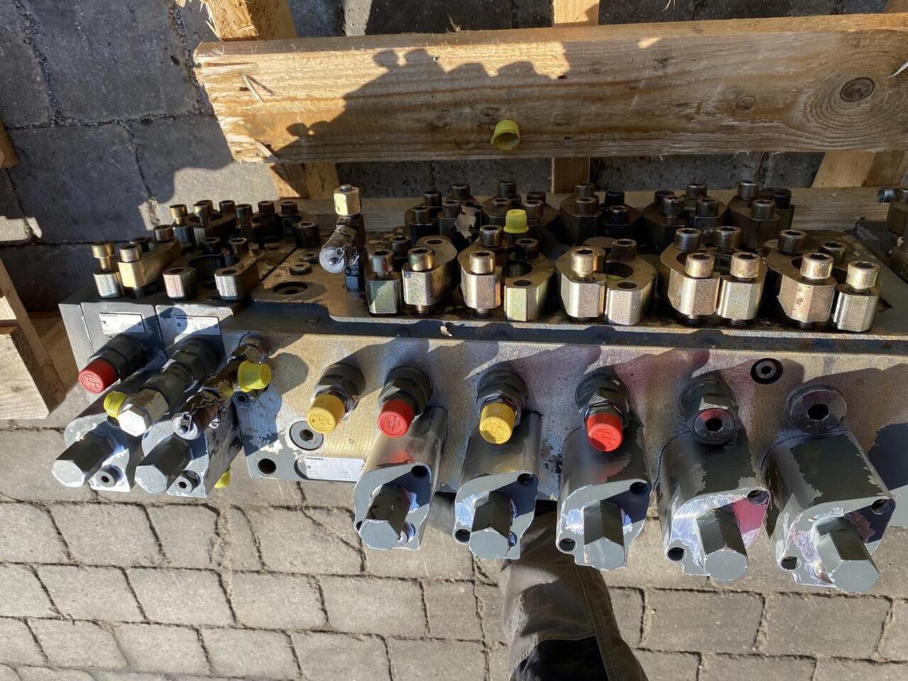 Liebherr A 900 C LIT - Katup hidrolik untuk Peralatan konstruksi: gambar 5 Liebherr A 900 C LIT - Katup hidrolik untuk Peralatan konstruksi: gambar 5